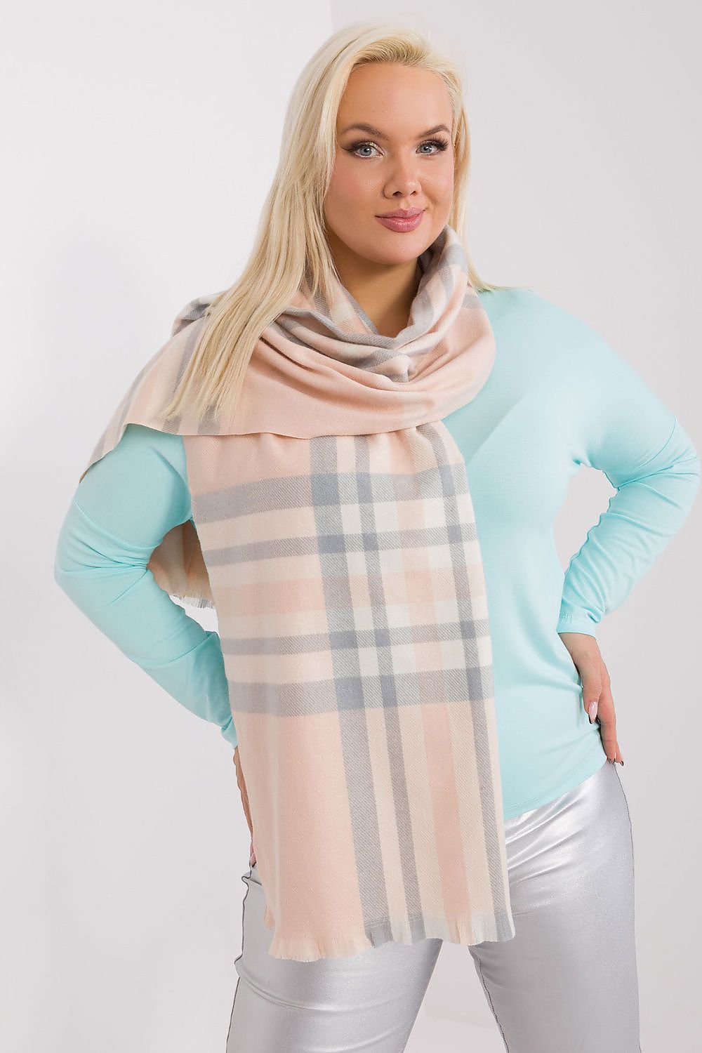 Shawl AT