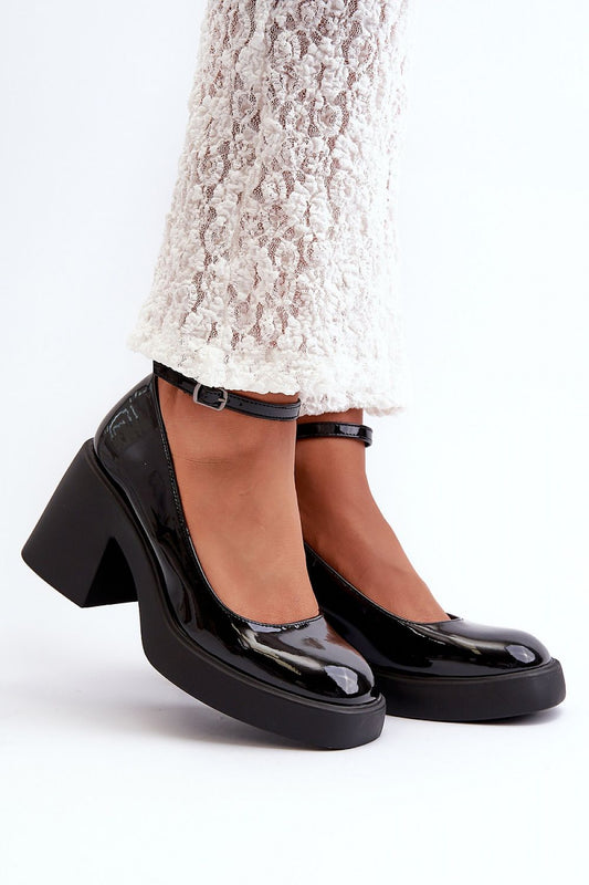 Heel pumps Step in style