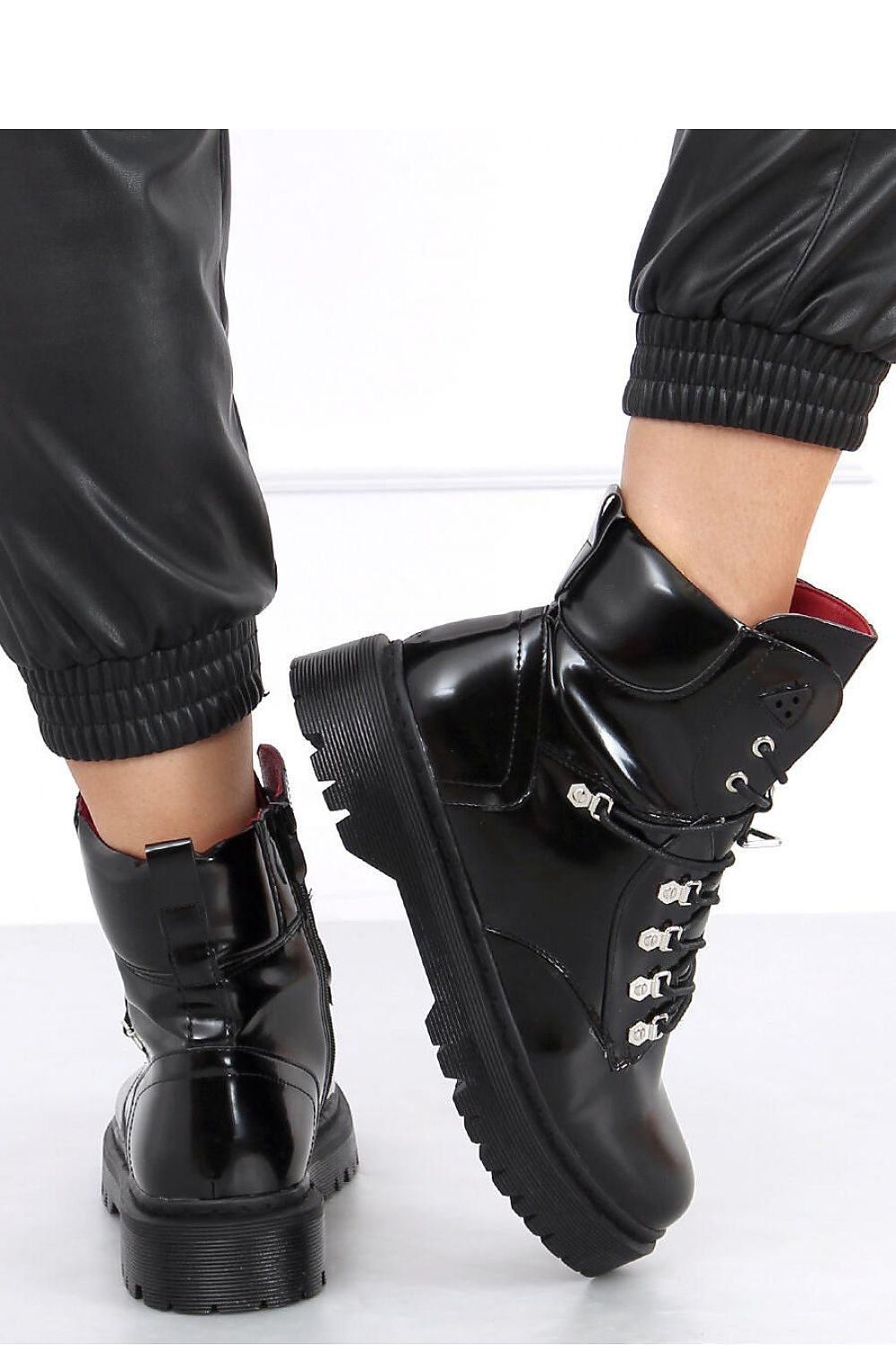 Boots Inello