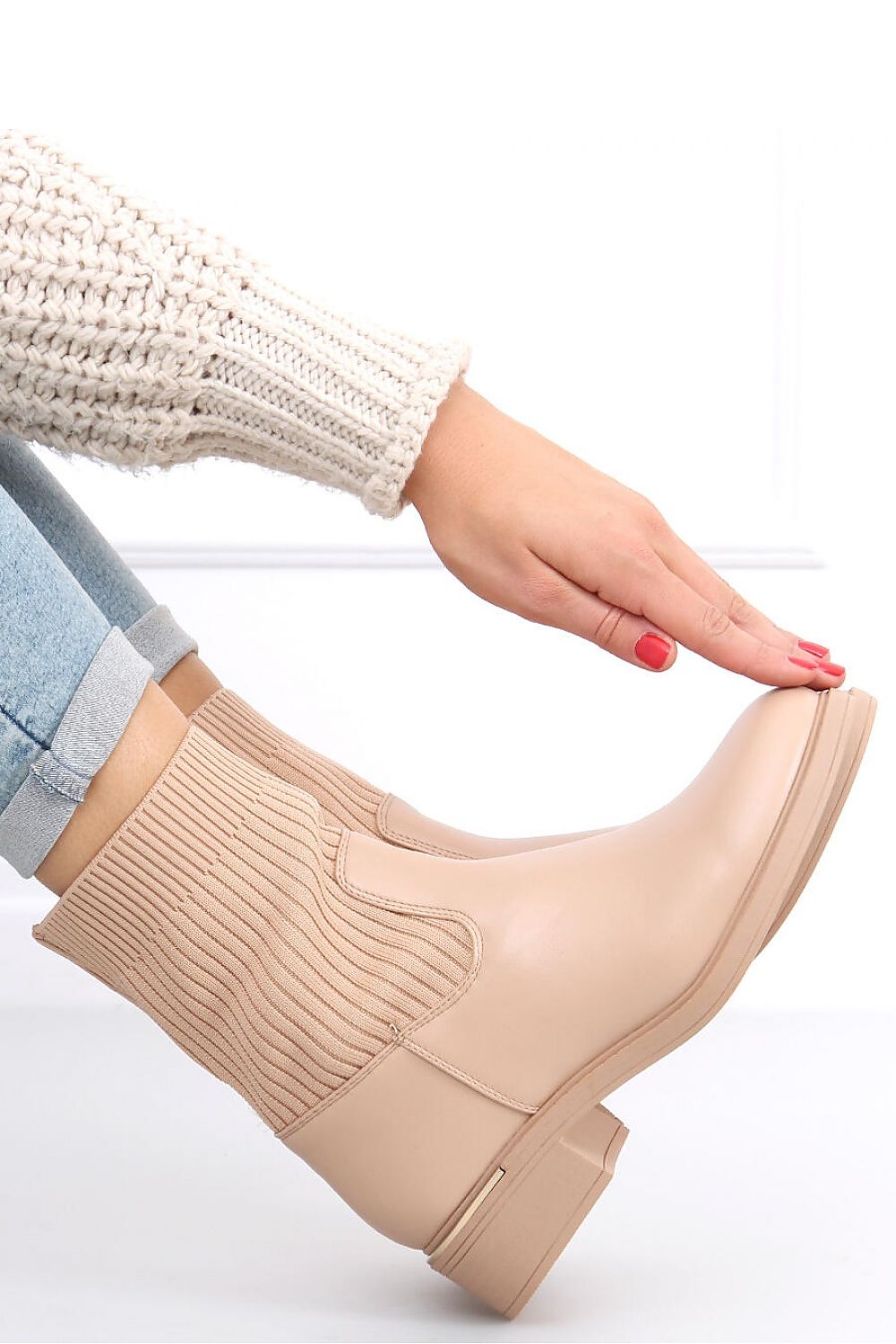 Boots Inello