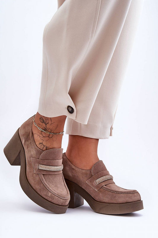 Heeled low shoes Step in style